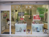 /album/nuestra-optica/escaparate2-jpg/